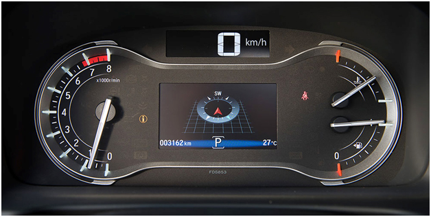 Информативный цифровой спидометр в новом Honda Pilot